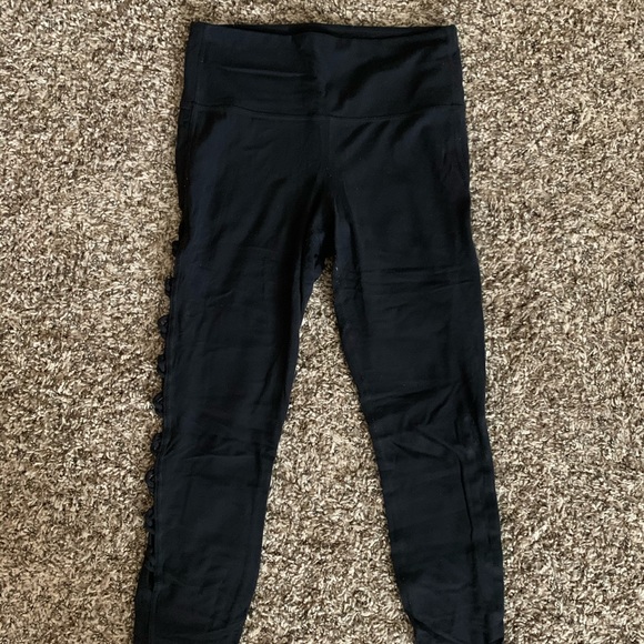 Athleta Shiva 7/8 Tight in Black Size Small - Picture 1 of 3